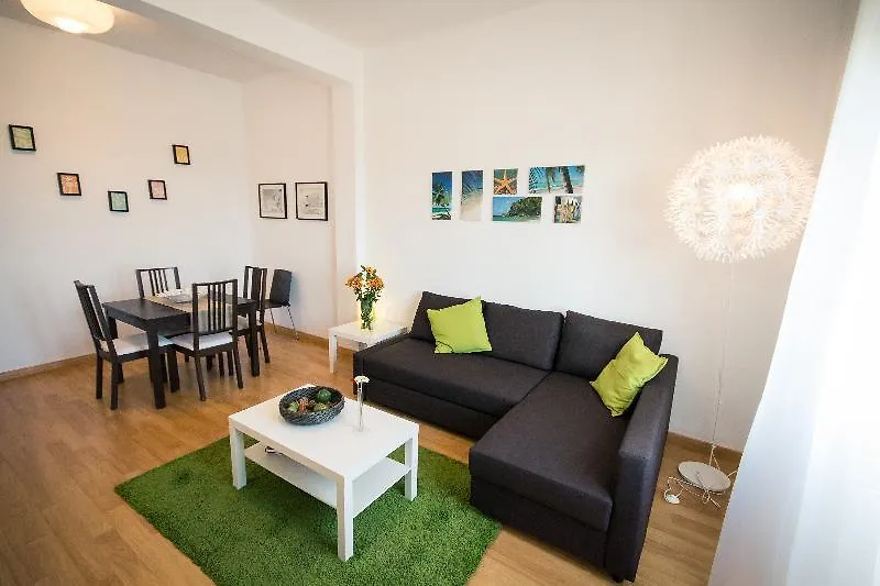Holidays2Malaga Suites Apartment Malaga