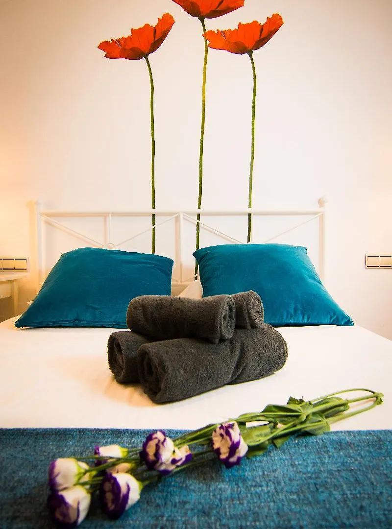 Apartment Holidays2Malaga Suites