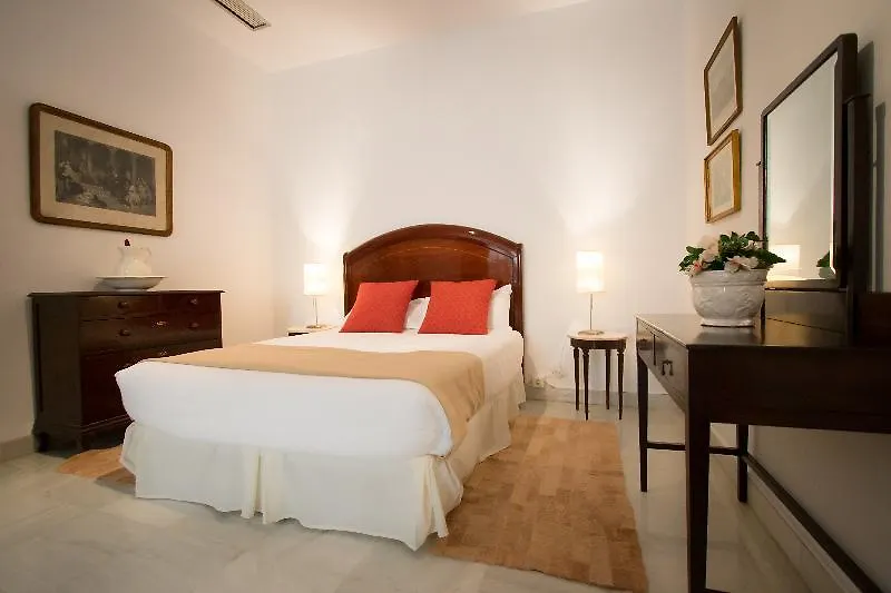 Apartment Holidays2Malaga Suites