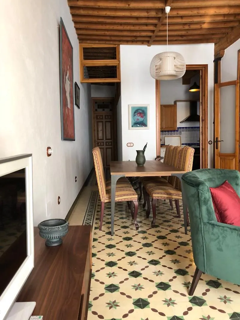 Apartment Holidays2Malaga Suites